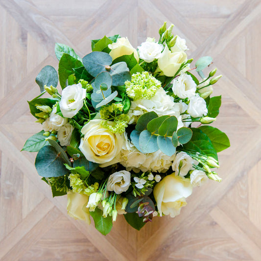 Le bouquet de fleurs tons blanc/vert, "Elégance"